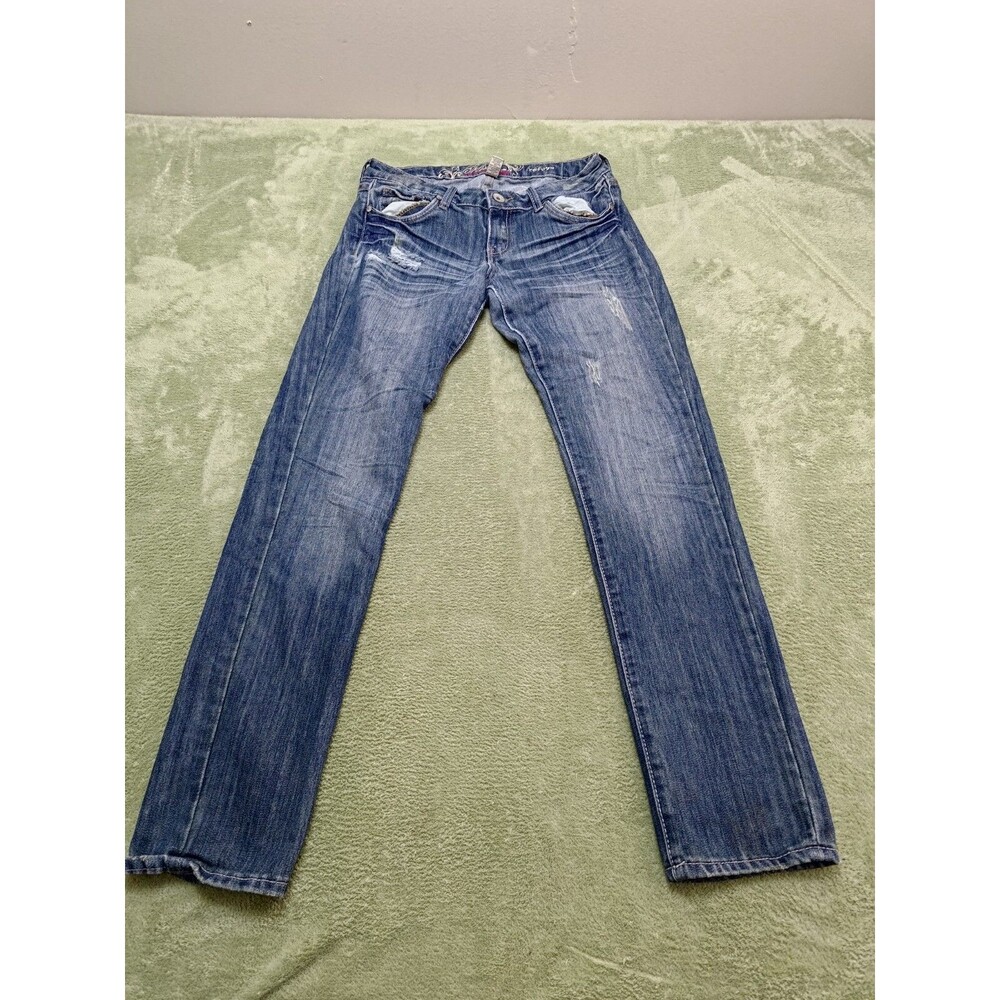 Women's REFUGE Runway Size 8R EveryDay Straight Jeans Stretch Distressed